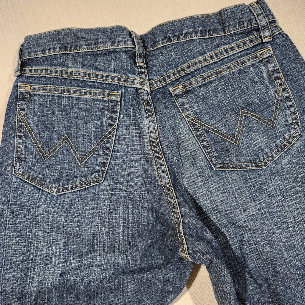 Wrangler Mens Jeans Size 30x32 Blue Denim‎ Regular Fit Classic Everyday Pants